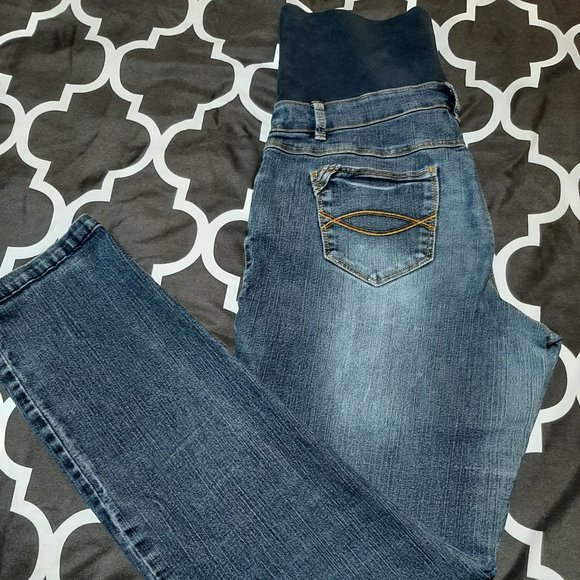 💜2 for 18💜Thyme Maternity Jeans - Picture 2 of 4